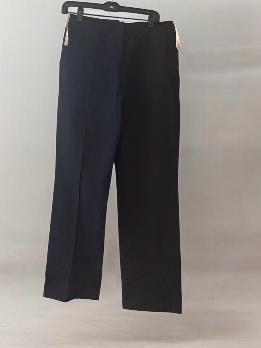 Vera Wang Classic Black Straight-Leg Pants size 8